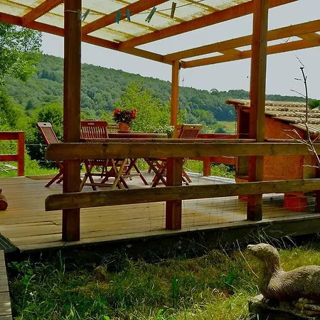 Semesterbostad Naturavous Ferrières-sur-Sichon